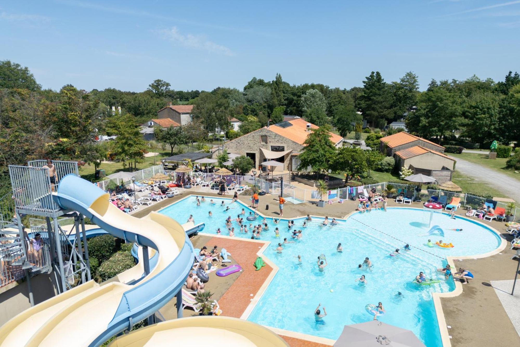 Camping Rcn La Ferme Du Latois Coex Exterior photo