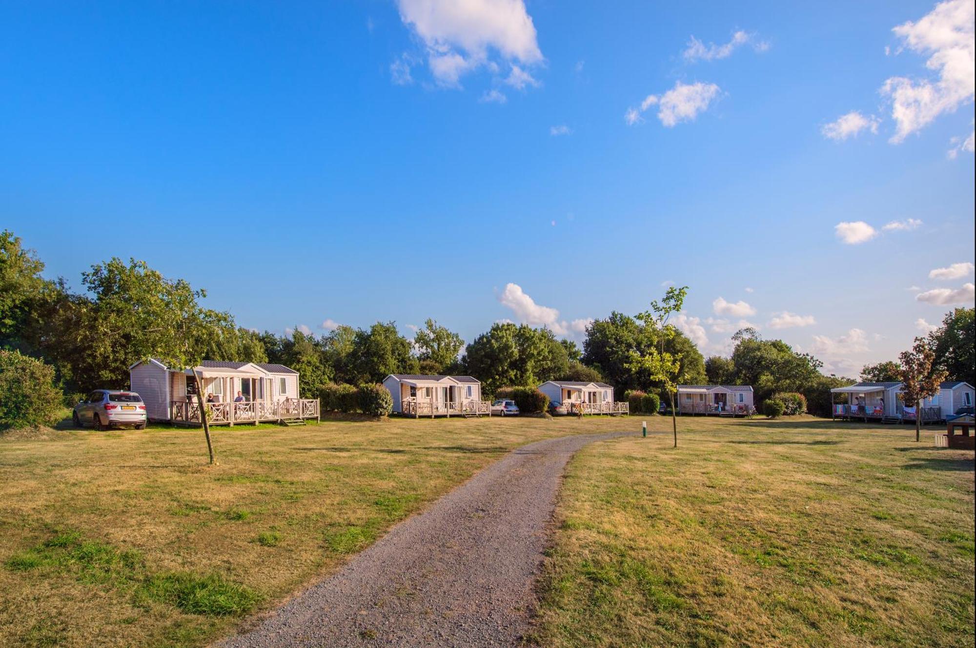 Camping Rcn La Ferme Du Latois Coex Exterior photo